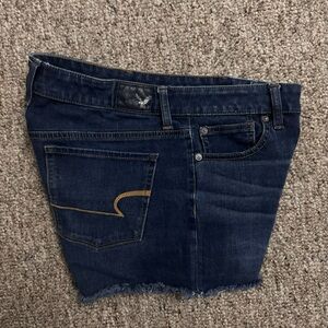 AEO 🦅 High rise shortie Jean shorts size 8 360 super stretch